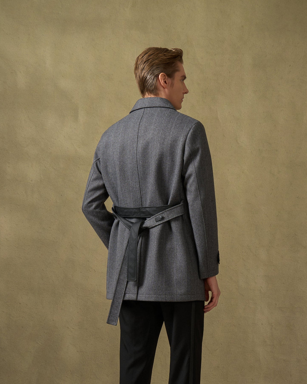 Herringbone Check Coat – Structured, Refined Silhouette