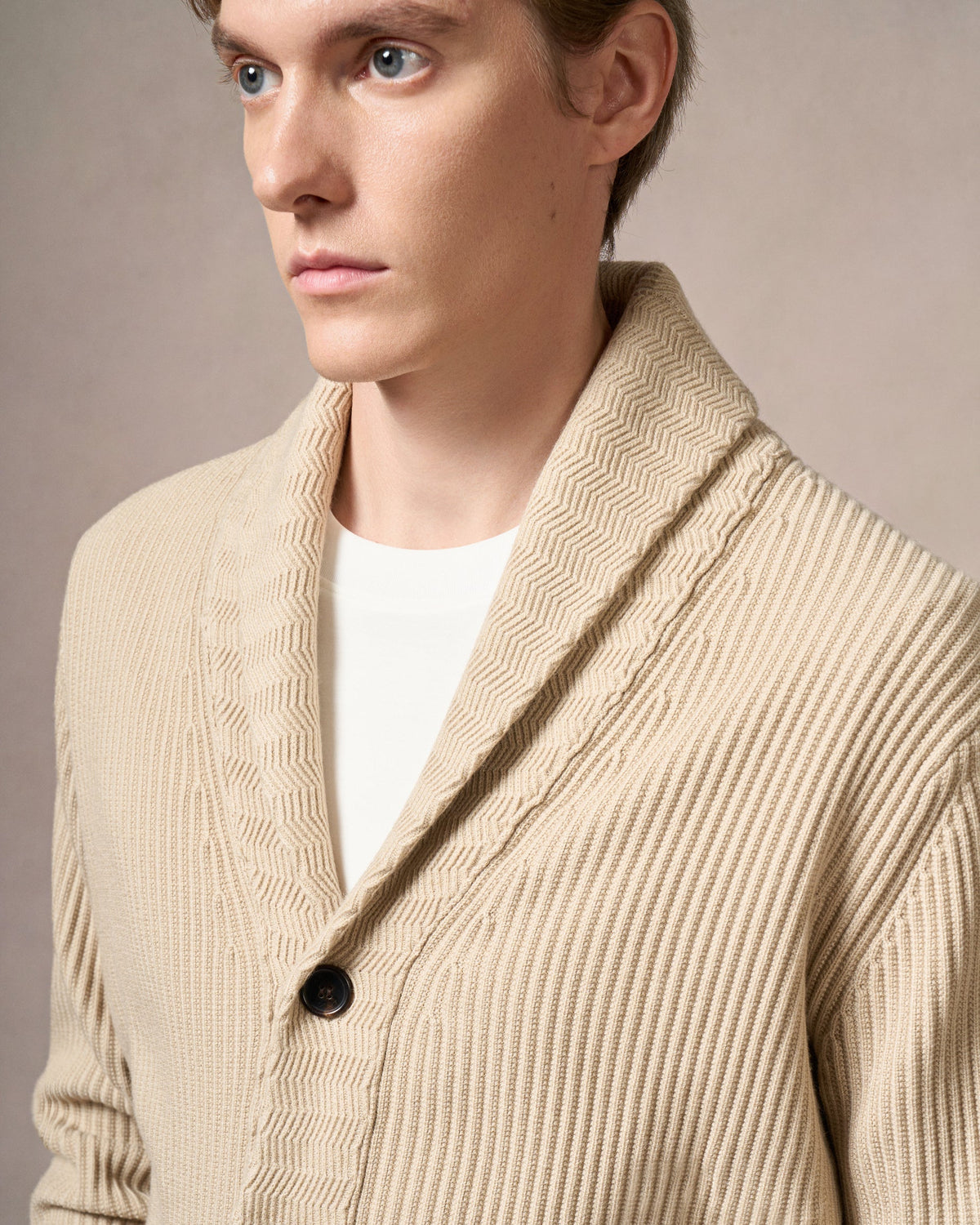 Sheep's Wool 12-Gauge Knit Cardigan