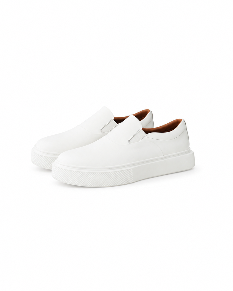 Full-Grain Cowhide Sneakers with Lambskin Lining