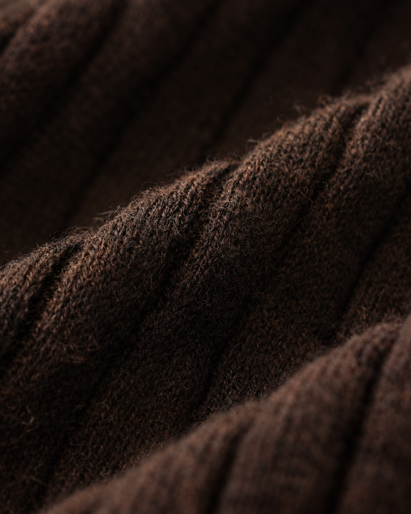Wool Turtleneck Sweater – Minimalist, Timeless Design