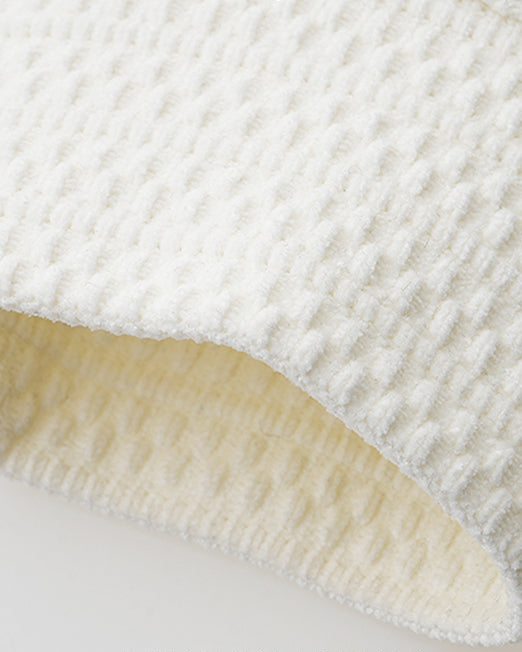 Fine-Texture Knit Jacket – Smooth, Refined Finish